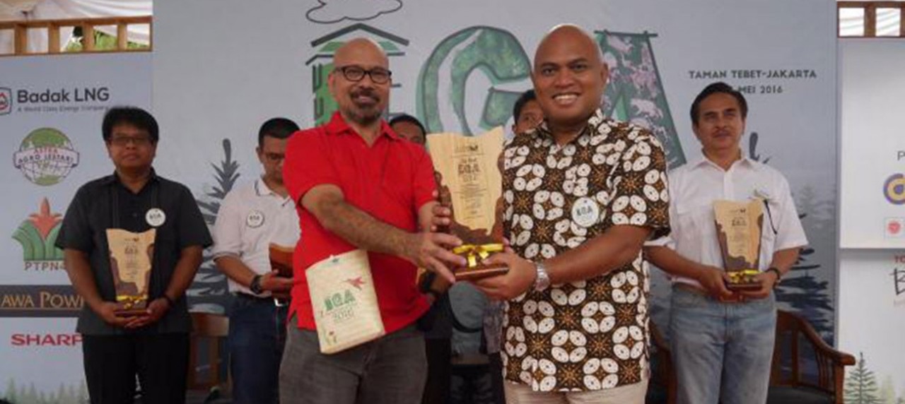The Best Indonesia Green Awards 2016 Diterima Direktur Komersial Mukhamad Saifudin