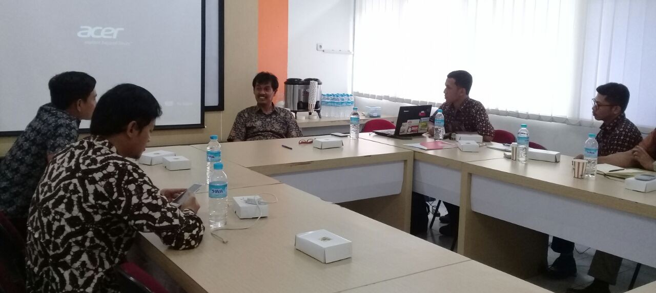 Forum Group Discussion dengan pembicara dari Universitas Syiah Kuala Dr. Ir. Abdullah, M.Sc