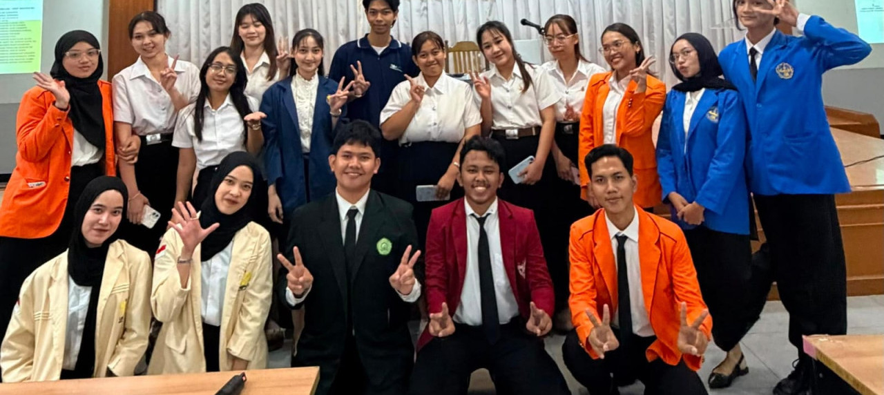 Tiga mahasiswa UISI mengikuti Program Student Exchange di RMUTK, Thailand