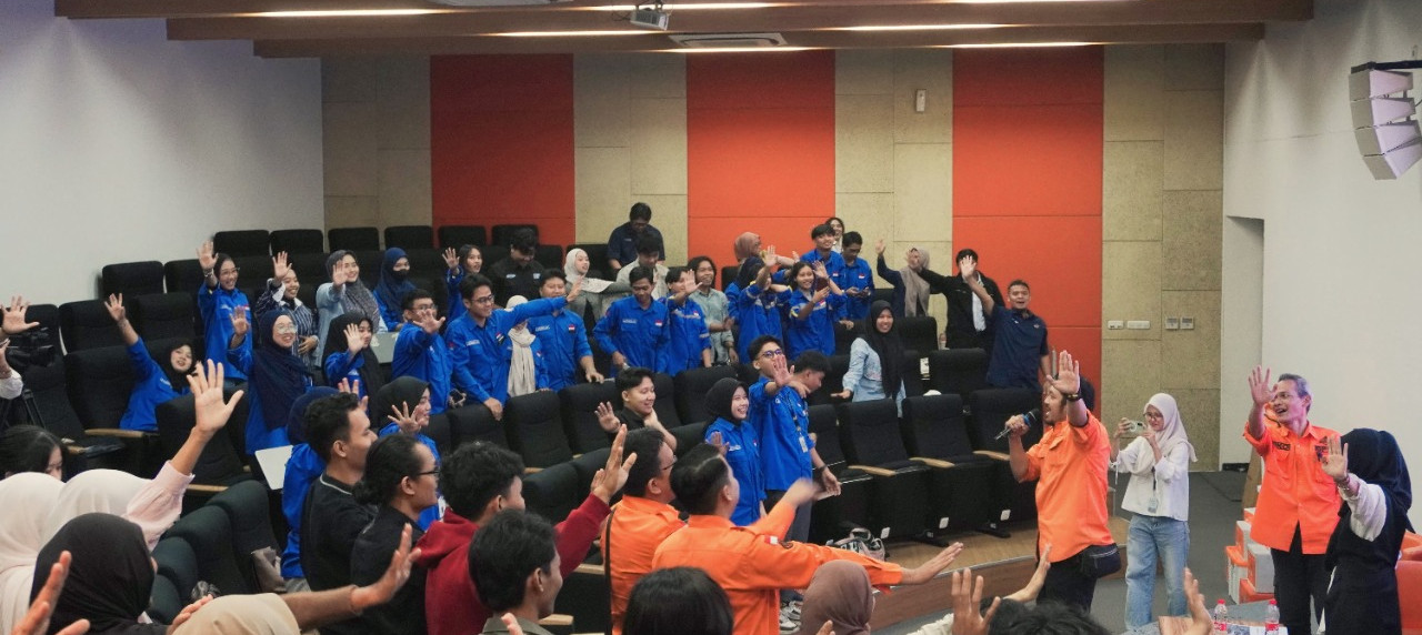 Peserta Seminar Nasional LogistiChamp 2026 menyimak paparan tentang logistik dalam respons bencana.