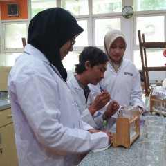 Ekspresi Mahasiswa Teknik Kimia UISI yang mendapatkan Dana Hibah melalui PKM P Dikti