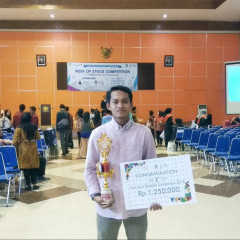 Hasil Jerih Payah Kukuh Ade di ajang East Java Stocklab Competition 2018.