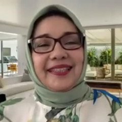 Sosok Tina T. Kemala Intan (kiri) dan Sherly Annavita Rahmi (kanan) sebagai pembicara AKFEST 2020