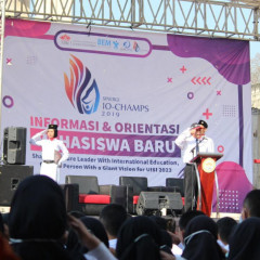 Rektor UISI Prof. Dr. Ing. Ir. Herman Sasongko pada saat Upacara Pembukaan IO-CHAMPS 2019 Rektor UISI Prof. Dr. Ing. Ir. Herman Sasongko pada saat Upacara Pembukaan IO-CHAMPS 2019