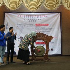 Kongres Nasional PPMI XIV di Surakarta resmi dibuka oleh Kapti Rahayu Kuswanto selaku Rektor UNISRI