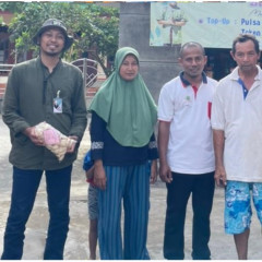 Kunjungan Tim PkM UISI ke Pengrajin Kerupuk Ikan Kunjungan Tim PkM UISI ke Pengrajin Kerupuk Ikan