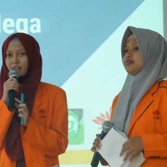 Final Presentation Paper dalam Ajang The 16th Journalist Days di Universitas Indonesia Final Presentation Paper dalam Ajang The 16th Journalist Days di Universitas Indonesia