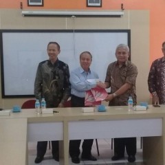 Penandatanganan MoU UISI dengan UNIDA Gontor Penandatanganan MoU UISI dengan UNIDA Gontor