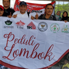 Para relawan Peduli Lombok Para relawan Peduli Lombok