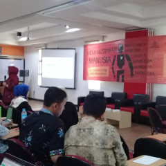 Nurul Widiastuti, S.Si., M.Si., Ph.D., menjadi narasumber dalam Pelatihan dan Rapat Kerja Akademis U Nurul Widiastuti, S.Si., M.Si., Ph.D., menjadi narasumber dalam Pelatihan dan Rapat Kerja Akademis U