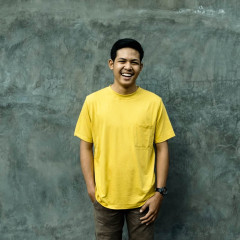 Eko Wahyudi sang atlet Badminton UISI. Eko Wahyudi sang atlet Badminton UISI.