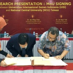 Tanda tangan MoU antara UISI dan NCU Taiwan. Tanda tangan MoU antara UISI dan NCU Taiwan.