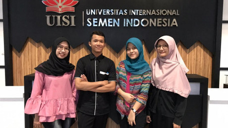 Anggota Tim Limestone mewakili UISI ke MERMC Anggota Tim Limestone mewakili UISI ke MERMC