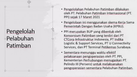 Potret pemateri bersama para peserta Potret pemateri bersama para peserta