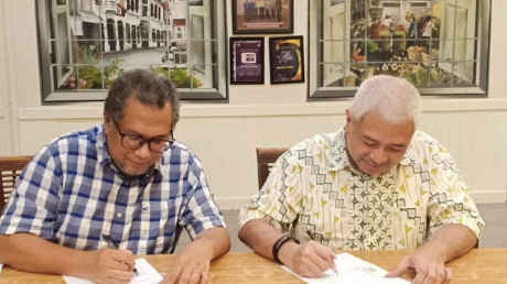 Moment sakral, penandatanganan MoA antara UISI dan UP penunjang penelitian aplikatif Moment sakral, penandatanganan MoA antara UISI dan UP penunjang penelitian aplikatif