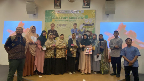 Foto bersama dengan pemimpin acara Foto bersama dengan pemimpin acara