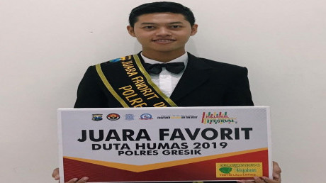 Sosok Alfan Kris Rianto peraih juara favorit Duta Humas Polres Gresik Sosok Alfan Kris Rianto peraih juara favorit Duta Humas Polres Gresik