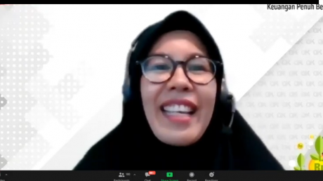 Sosok Wiwik Erly, MM,. CFP., ACC sebagai satu dari tiga pemateri yang hadir pada Gebyar Tausyiah Sosok Wiwik Erly, MM,. CFP., ACC sebagai satu dari tiga pemateri yang hadir pada Gebyar Tausyiah