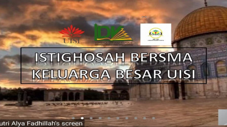 Rektor UISI, Prof. Herman Sasongko memulai sambutannya dalam acara Istighosah bersama Civitas UISI Rektor UISI, Prof. Herman Sasongko memulai sambutannya dalam acara Istighosah bersama Civitas UISI