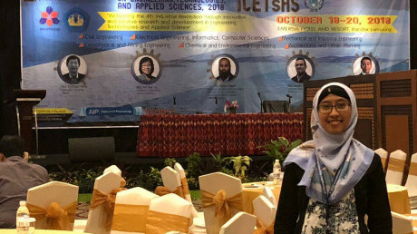 Oki Anita Candra Dewi, S.T. M.T. saat menghadiri ICeTsAS