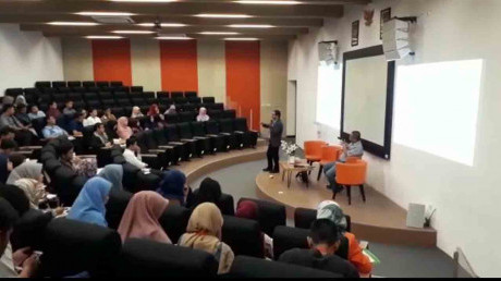 Kuliah tamu Ekonomi Syariah UISI bersama bapak Muhammad Abdul Ghani, Ph.D.