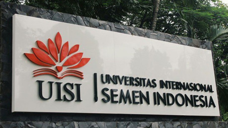 Kampus A Universitas Internasional Semen Indonesia (UISI)