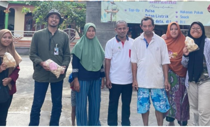Kunjungan Tim PkM UISI ke Pengrajin Kerupuk Ikan